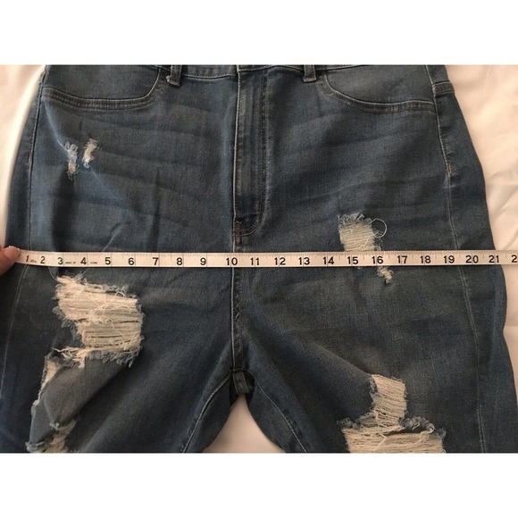 AP BLUE Jeans 2X, Stretch Distressed Medium Wash, Super High Rise - Picture 16 of 16